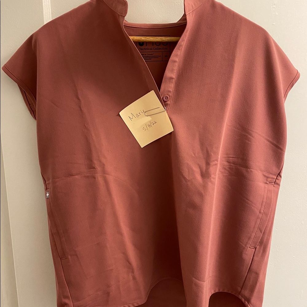 FIGS MAUVE RAFAELA TOP